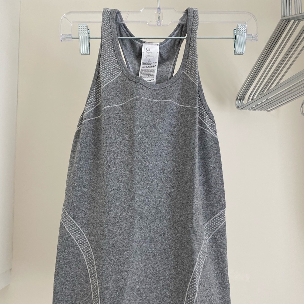 GAP size small tank top grey